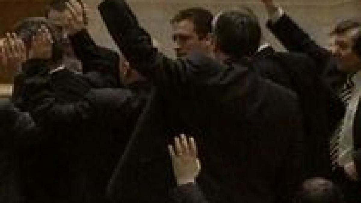 amendamentele pnl pe educatie negociate cu puterea la schimb cu scurtarea interventiilor pe buget