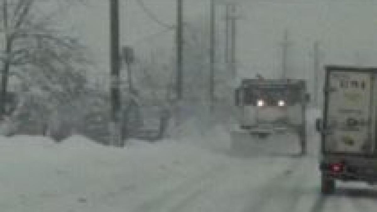 ninsoarea a creat blocaje pe mai multe sosele din tara vedeti drumurile afectate