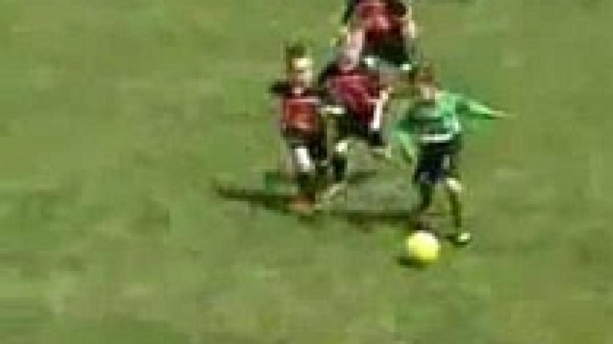 noul zidane are sase ani si este curtat de real madrid si chelsea video