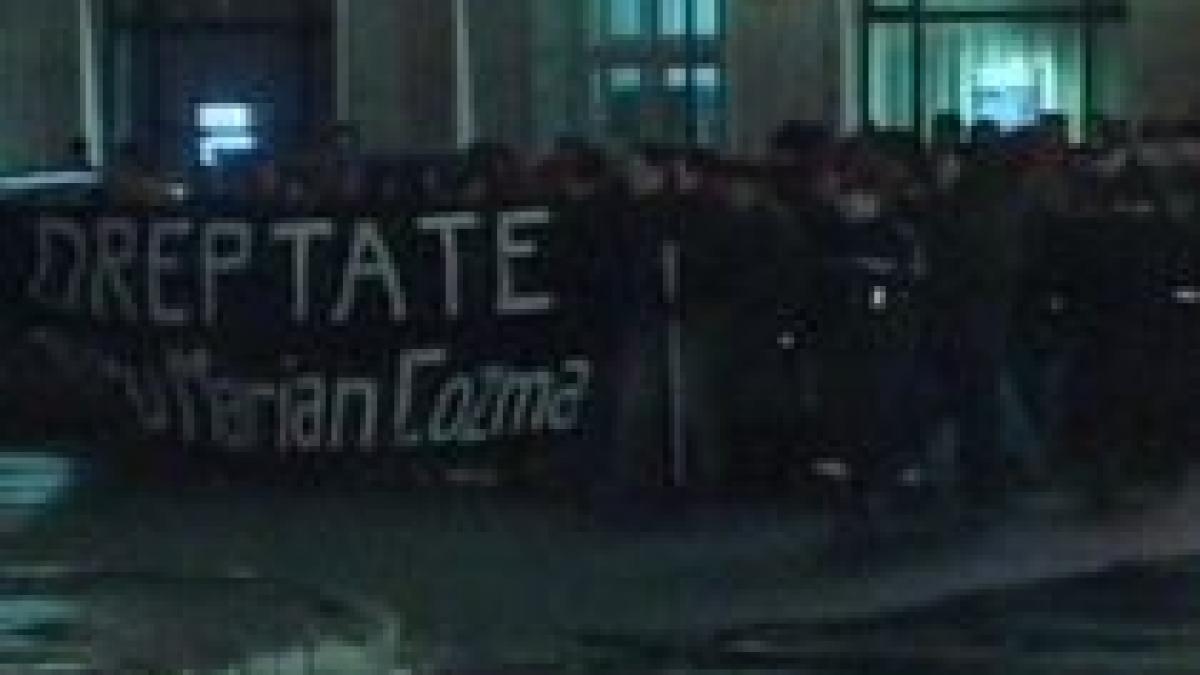 Marş al tăcerii în memoria handbalistului Marian Cozma, în centrul Capitalei