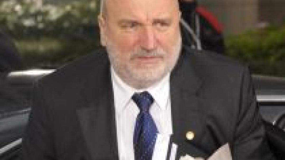 criza economica a doborat guvernul leton premierul ivars godmanis a demisionat