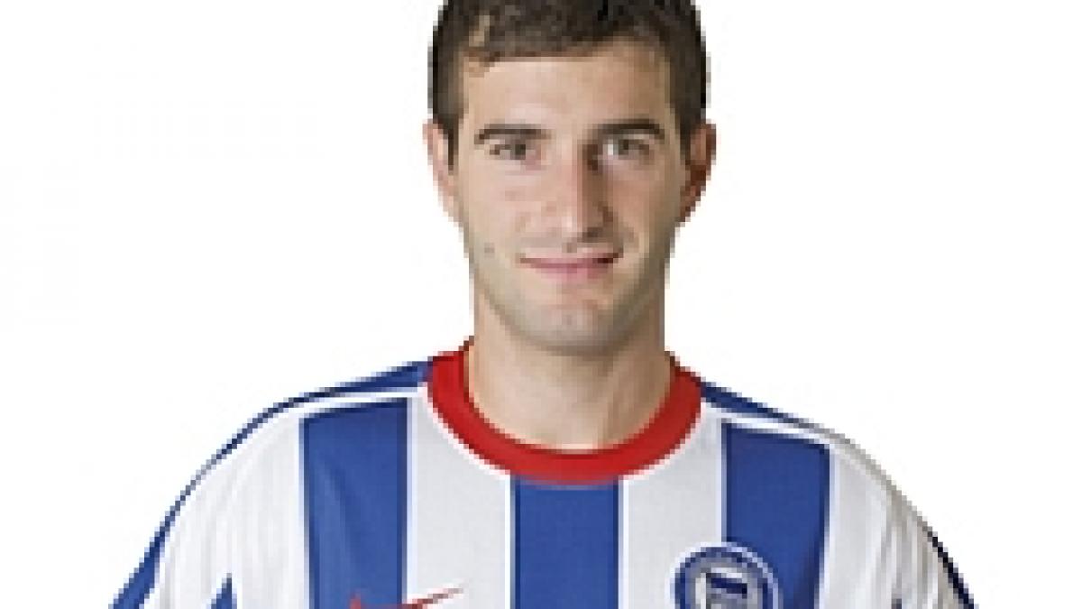 max nicu se pregateste sa devina roman si sa joace pentru tricolori