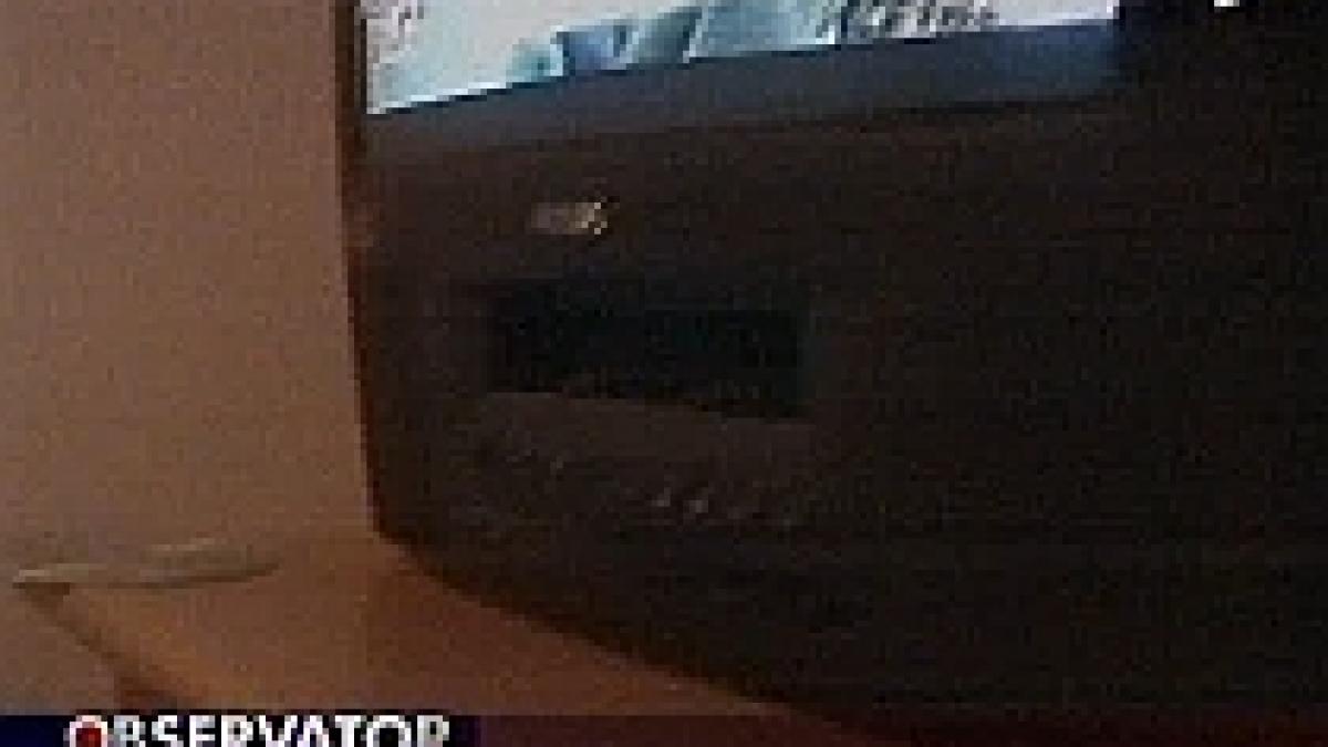 azi la hotel maine pe youtube turistii au descoperit un dispozitiv video ascuns in camera unui hotel