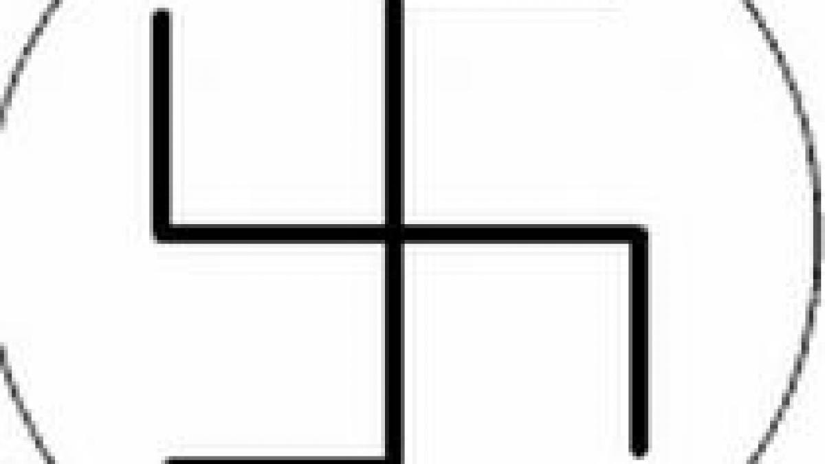 holocaustul romanilor grafitti aparut pe o strada din roma alaturi de o zvastica