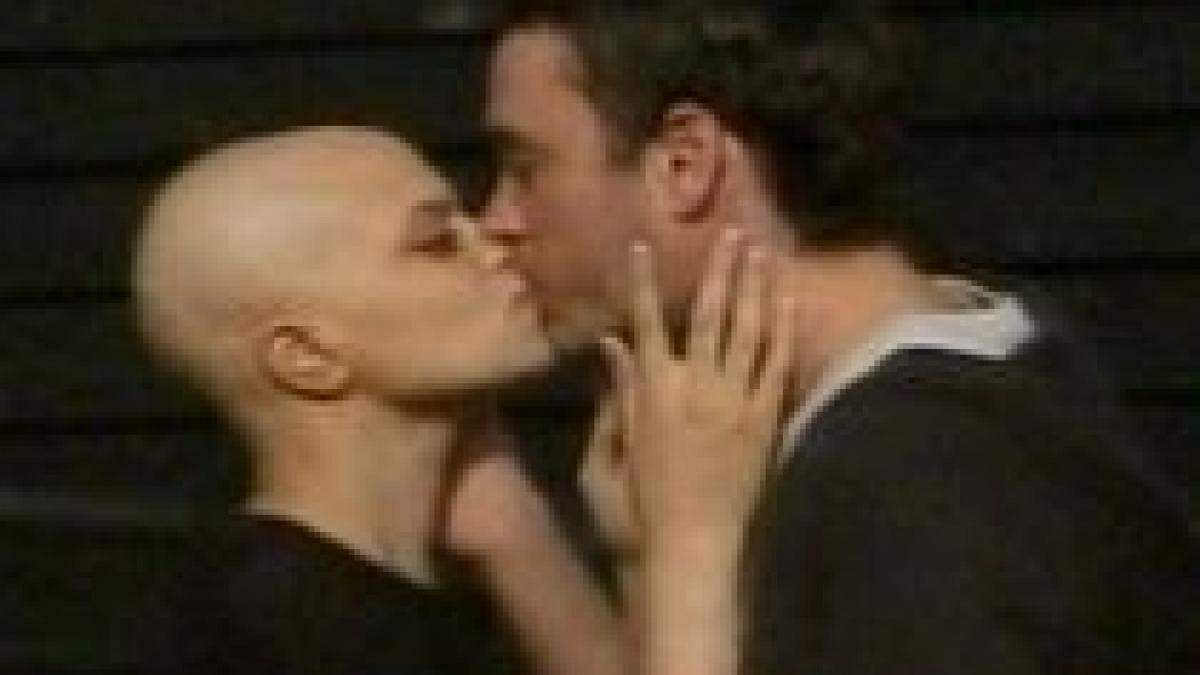 marea britanie desi mai are doar doua saptamani de trait vedeta unui reality show s a casatorit