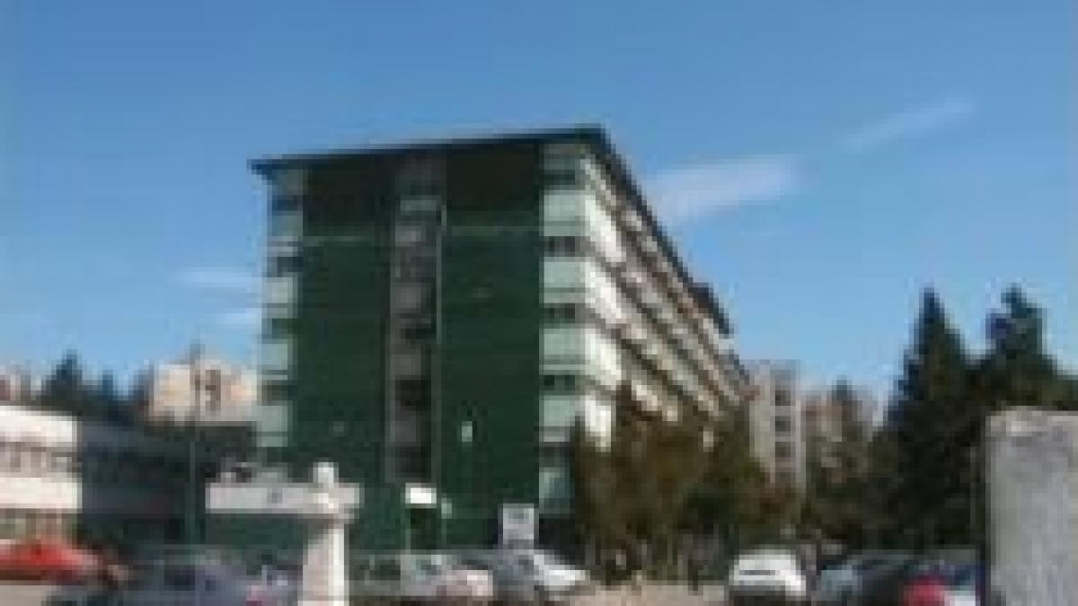 slatina doi medici destituiti de la spitalul de urgenta vor reveni la serviciu in aceeasi unitate