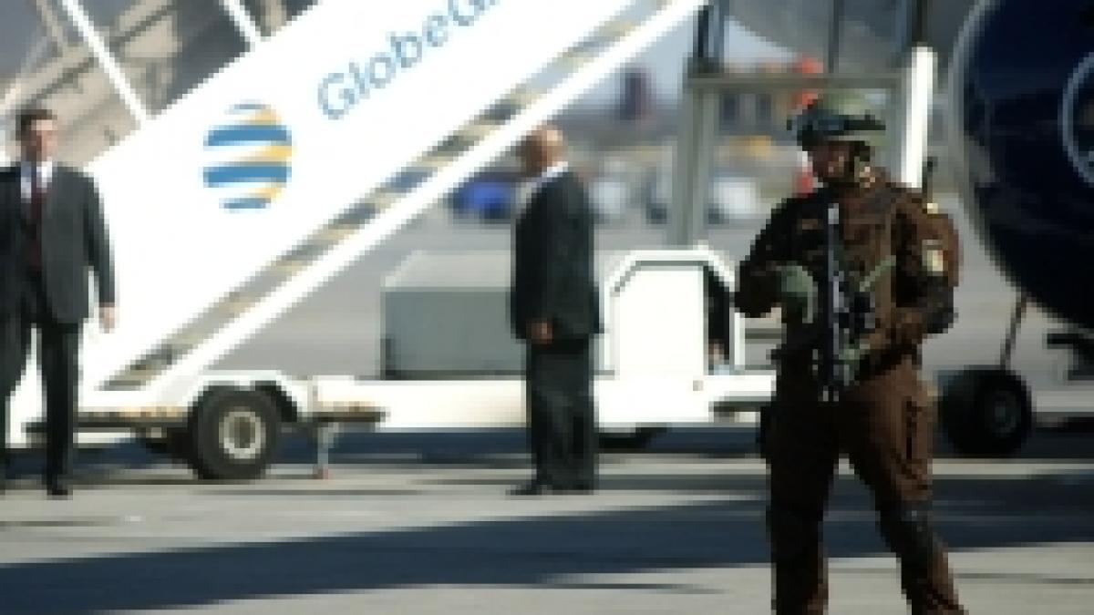 un militar sri s a impuscat accidental in mana