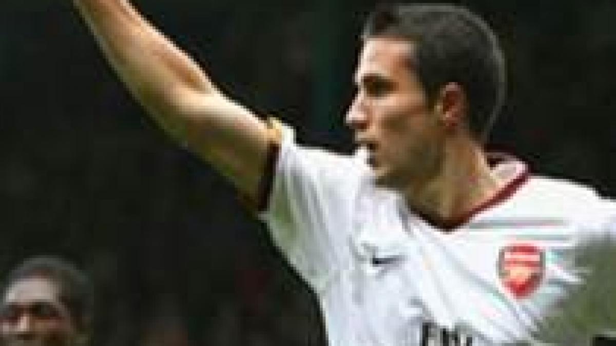 arsenal as roma 1 0 italienii scapa usor din focurile tunarilor