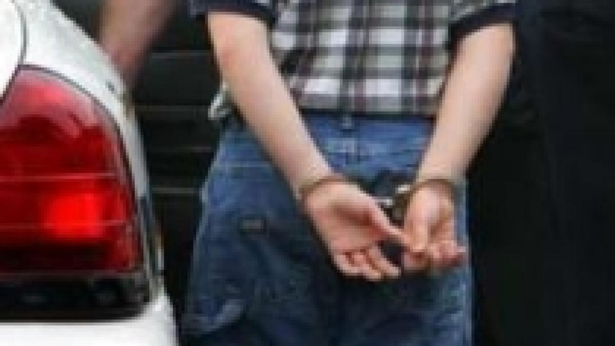 constanta doi copii de 12 si 13 ani cercetati penal dupa ce au talharit un adolescent