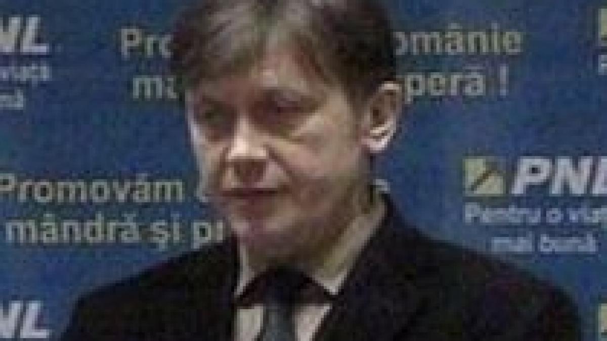 crin antonescu sustinut de 28 de filiale judetene pentru presedintia pnl