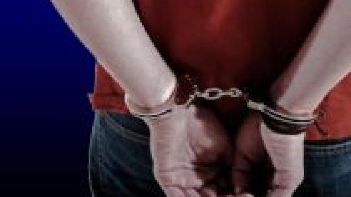 napoli un italian a violat un copil roman de opt ani