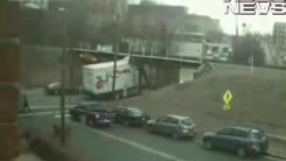 vedeti podul care transforma camioanele in decapotabile video