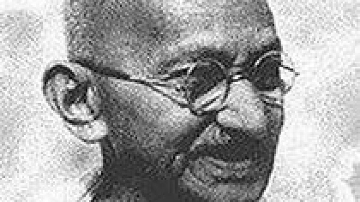 1 8 milioane de dolari pentru o pereche de ochelari si alte obiecte ale lui mahatma gandhi