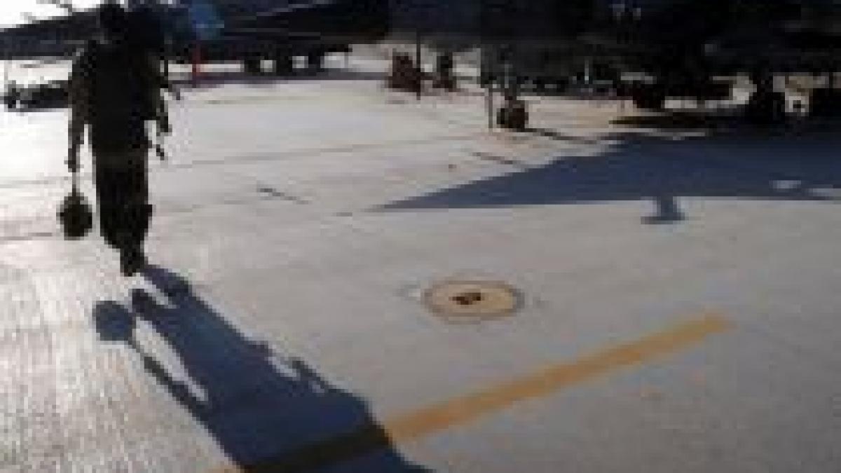 franta va deschide o baza militara la abu dhabi