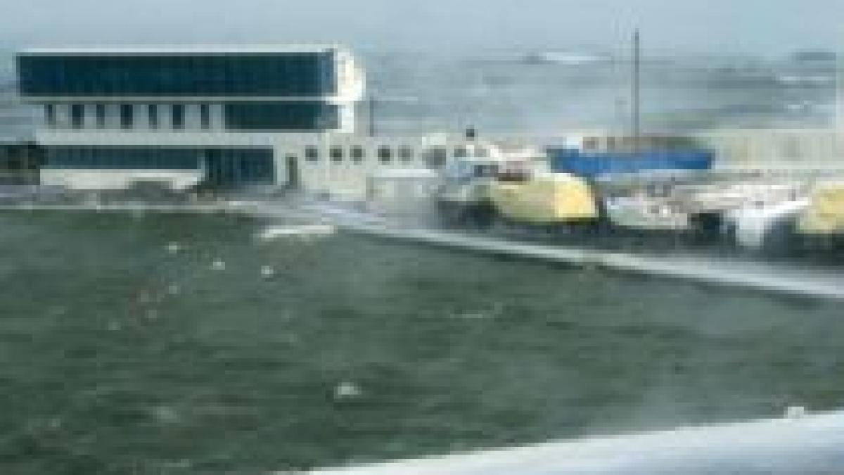 porturile din constanta inchise din cauza vantului puternic