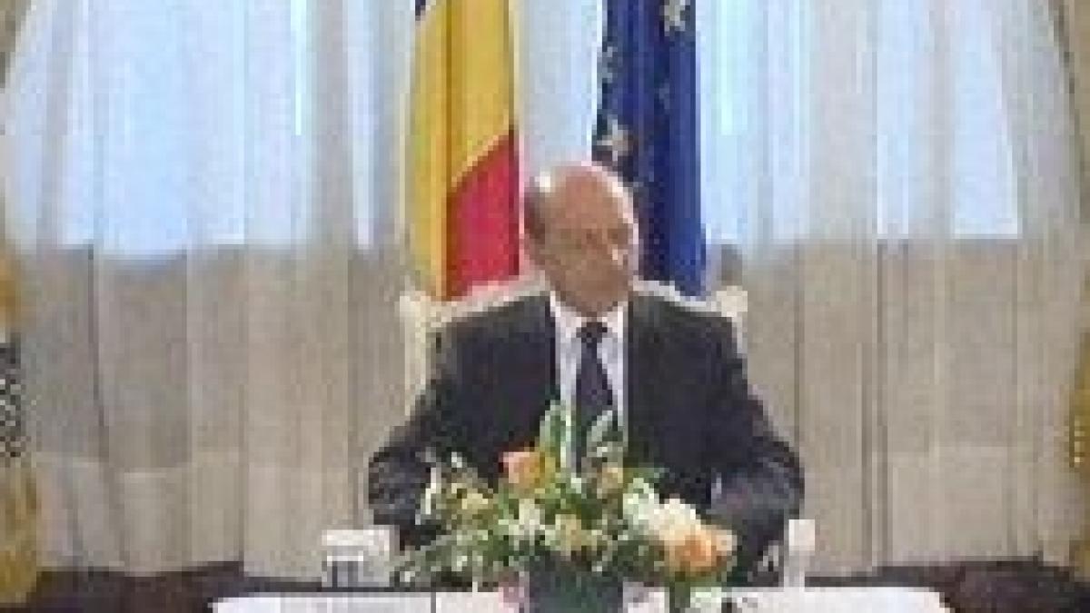 presa de la kiev basescu se foloseste de ucraina pentru a castiga capital electoral