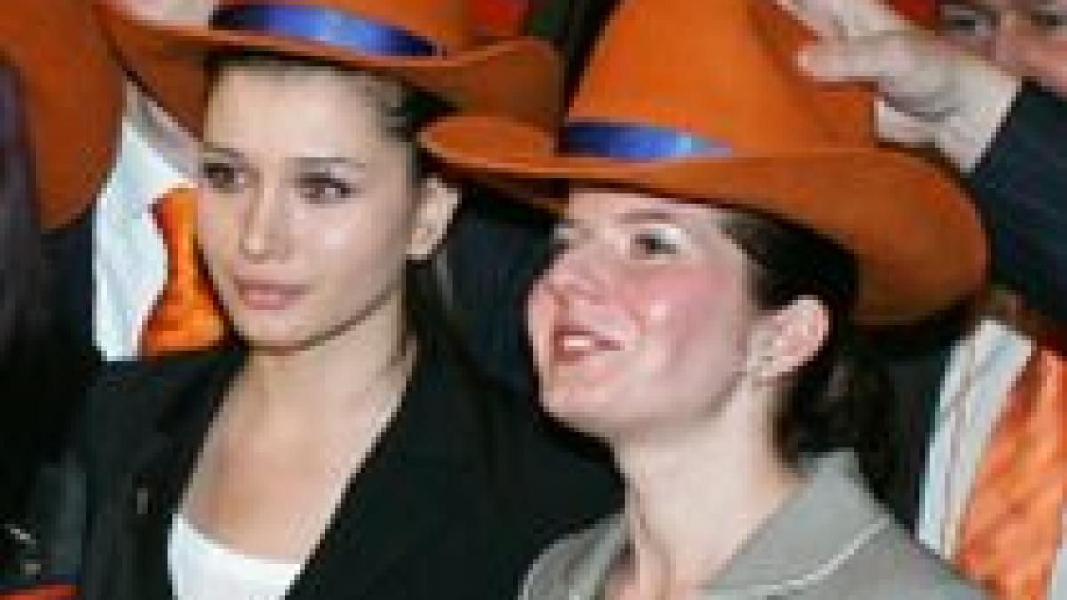 elena basescu si politica mezina presedintelui se vrea in fruntea junimii pdl