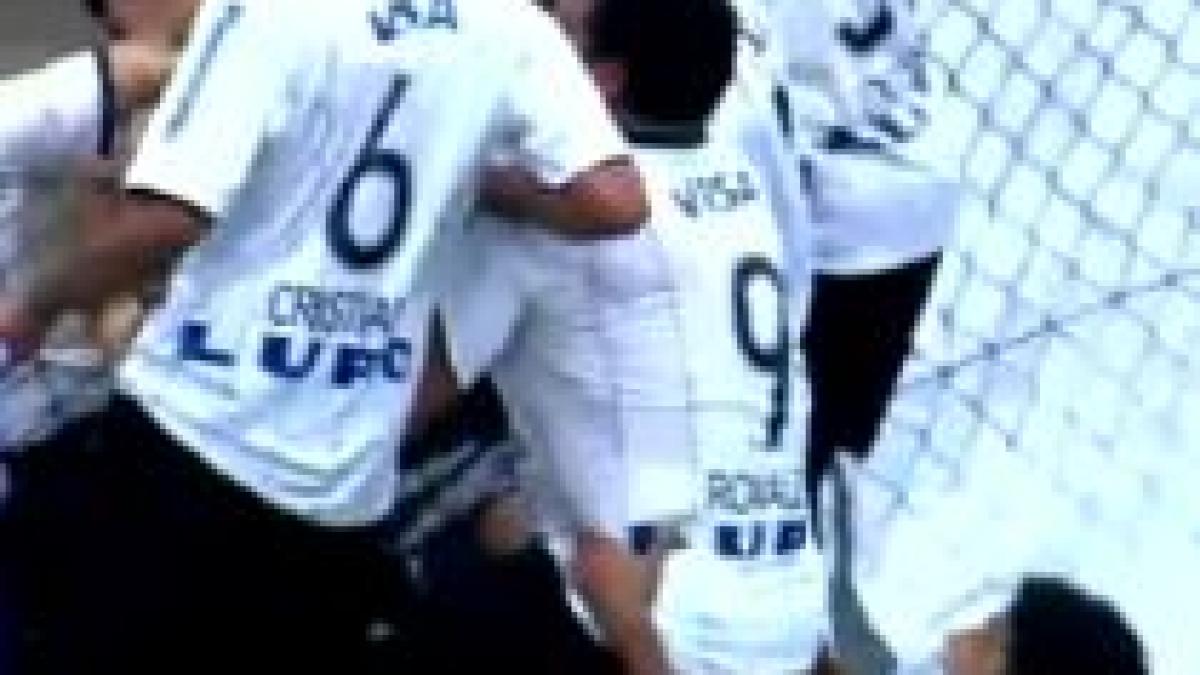 ronaldo a marcat primul sau gol pentru corinthians si a rupt gardul de fericire video