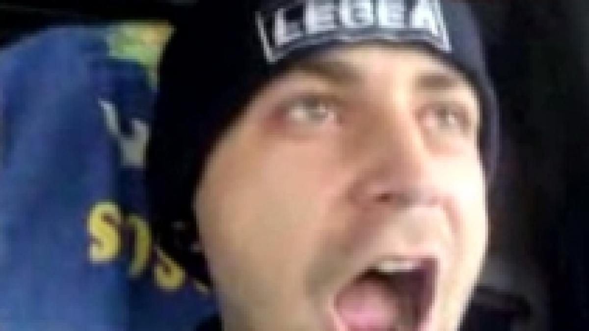 a fost tarzan acum e pavarotti vedeti un alt sofer de tir care si a ratat cariera video