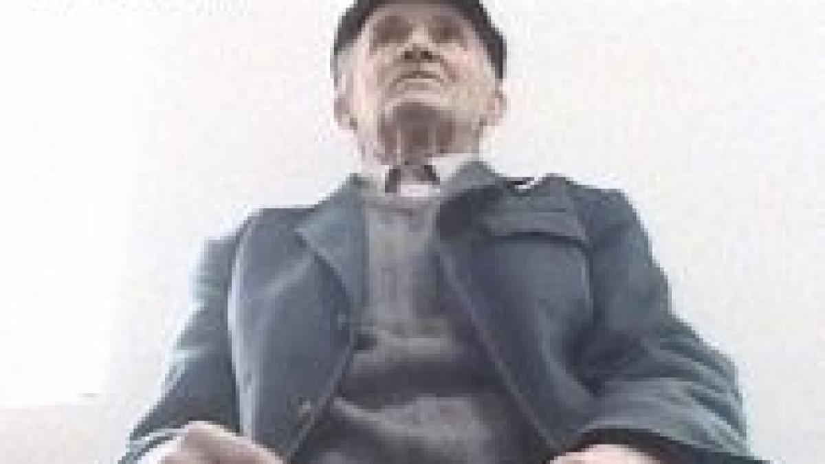 batran de 81 de ani bolnav de parkinson condamnat la inchisoare pentru un teren cumparat fara acte