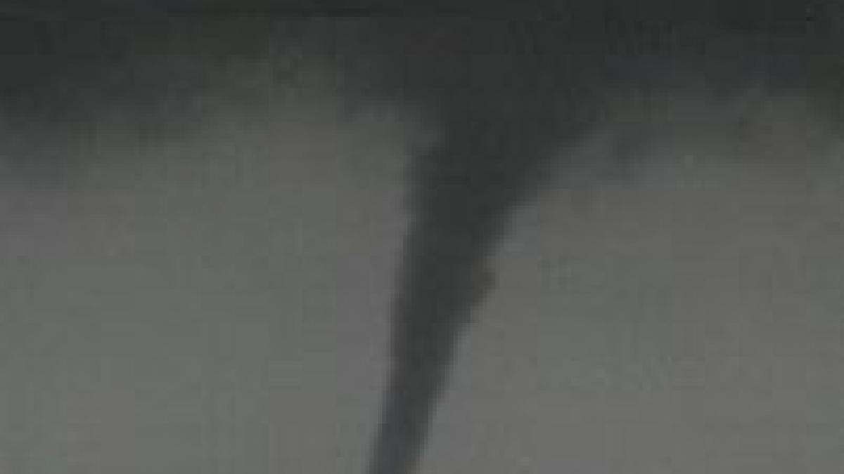 doua tornade au lovit sudul statului american indiana