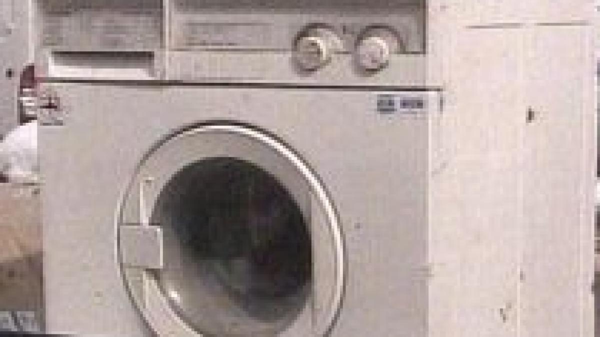 marea debarasare in brasov angajatii de la salubritate au colectat doar o masina de spalat