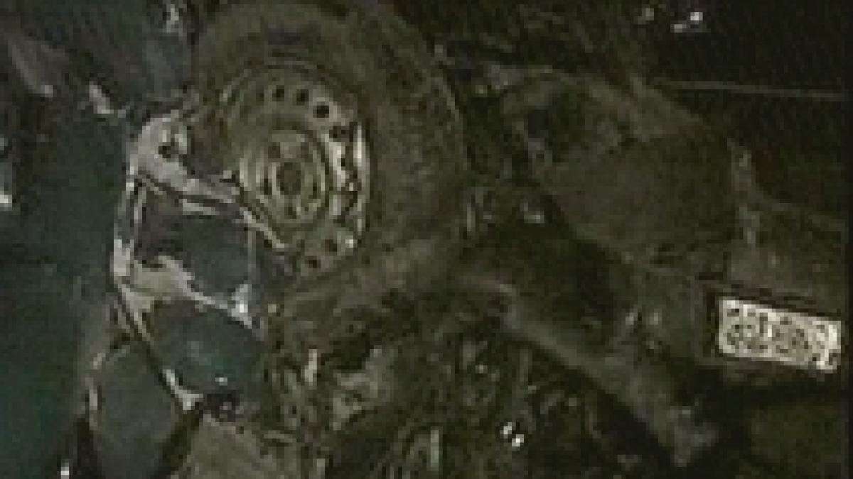 infotrafic grav accident rutier in costesti soldat cu 11 victime video