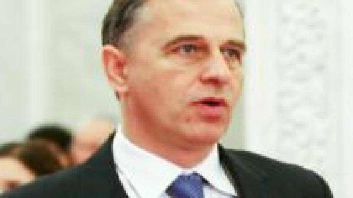 mircea geoana traian basescu incaleca guvernul pentru a acapara toata puterea