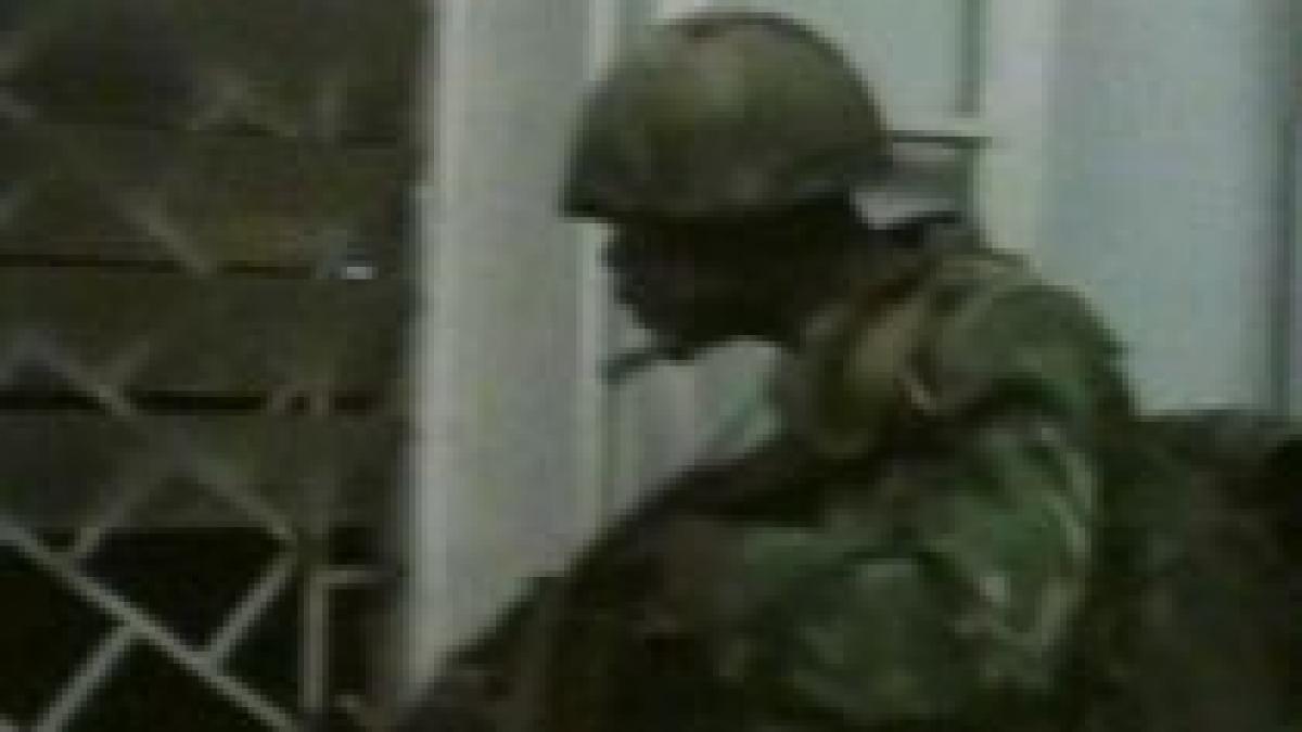 madagascar militarii au ocupat un palat al presedintelui pentru a l convinge sa renunte la putere