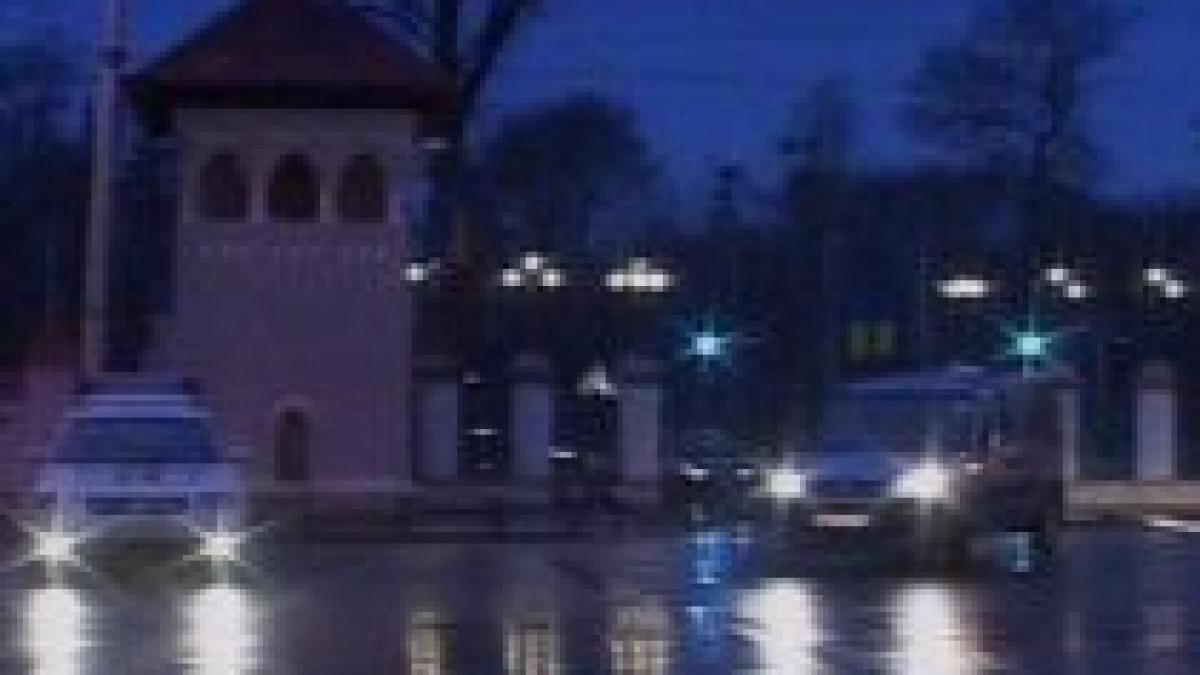 negocieri pe la spatele psd presedintele basescu si premierul boc au discutat cu delegatia fmi la