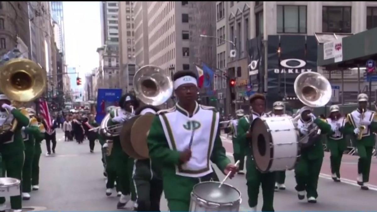 sfantul patrick sarbatorit de irlandezii din toata lumea