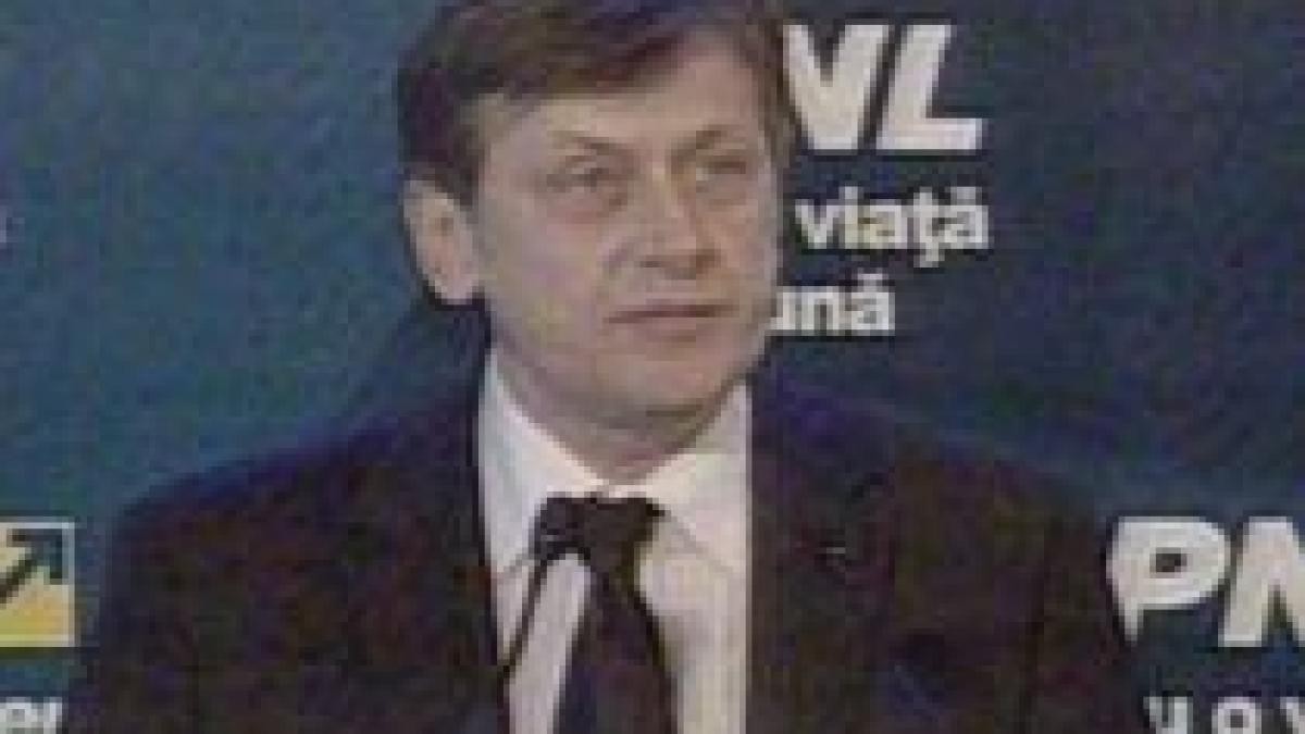 crin antonescu noul presedinte pnl victorie detasata in fata lui tariceanu