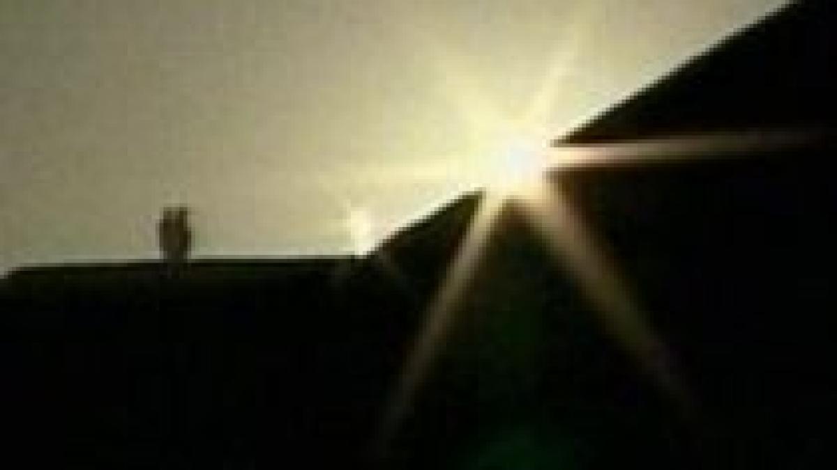 mii de oameni au sarbatorit echinoxul de primavara la piramidele din mexic