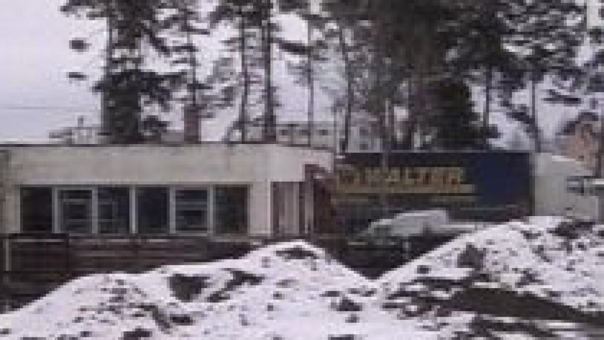 Prefectul Braşovului, împlicat într-un scandal imobiliar la Zărneşti 