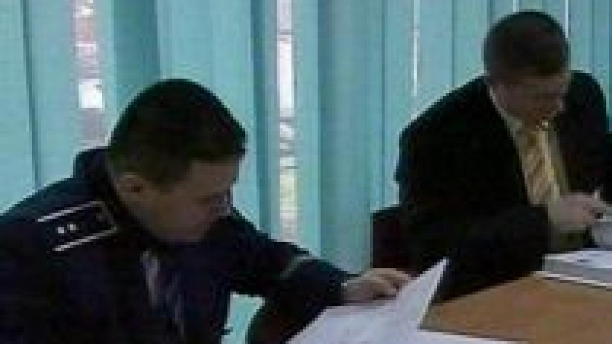 arges 56 de soferi trimisi in judecata in cazul permiselor obtinute fraudulos