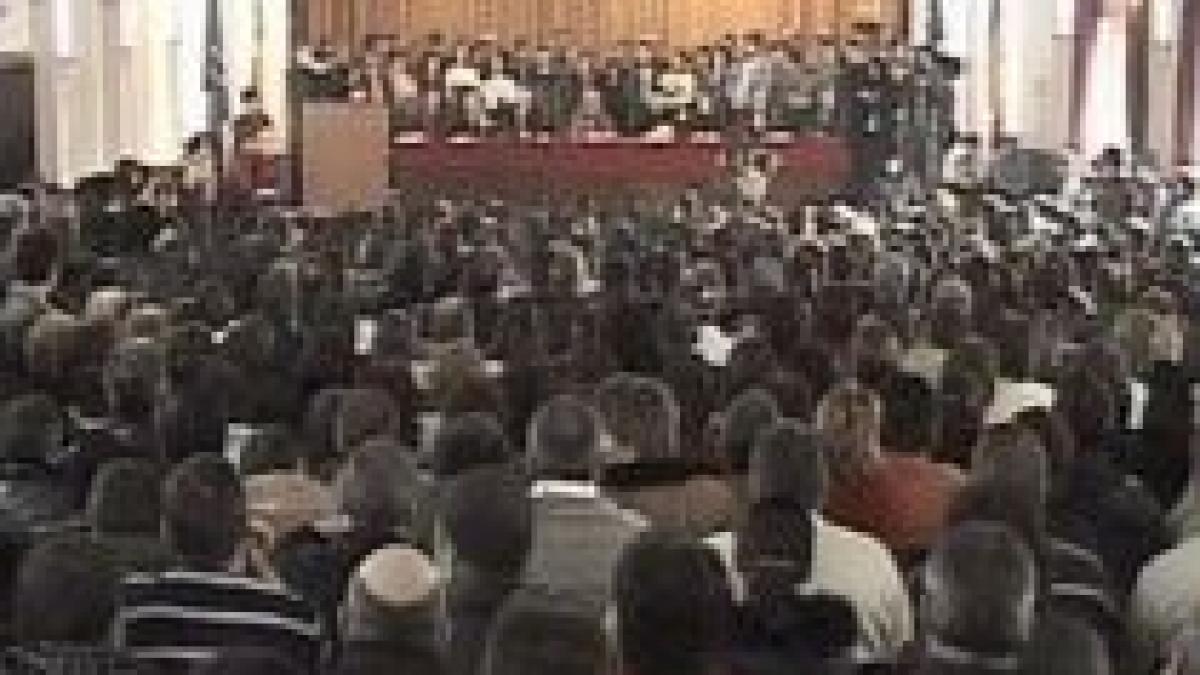 protest spontan la cfr ce vor pune in locul nostru daca ne dau afara