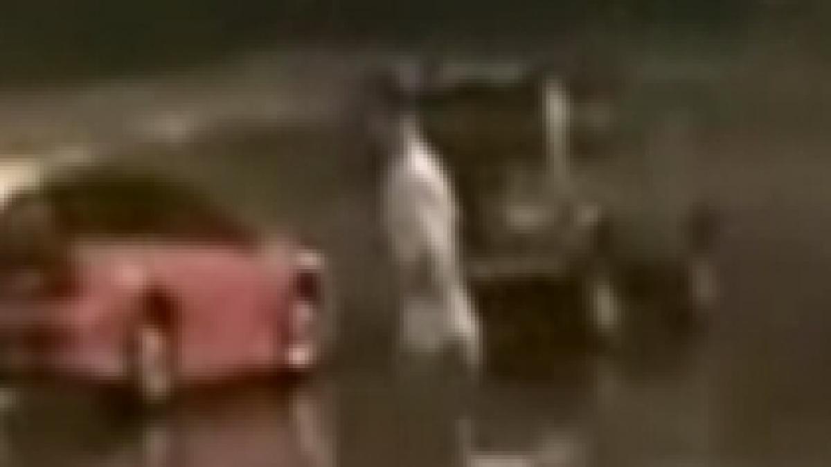 atentie la cap vedeti ce se poate intampla cand nu te uiti pe unde alergi video