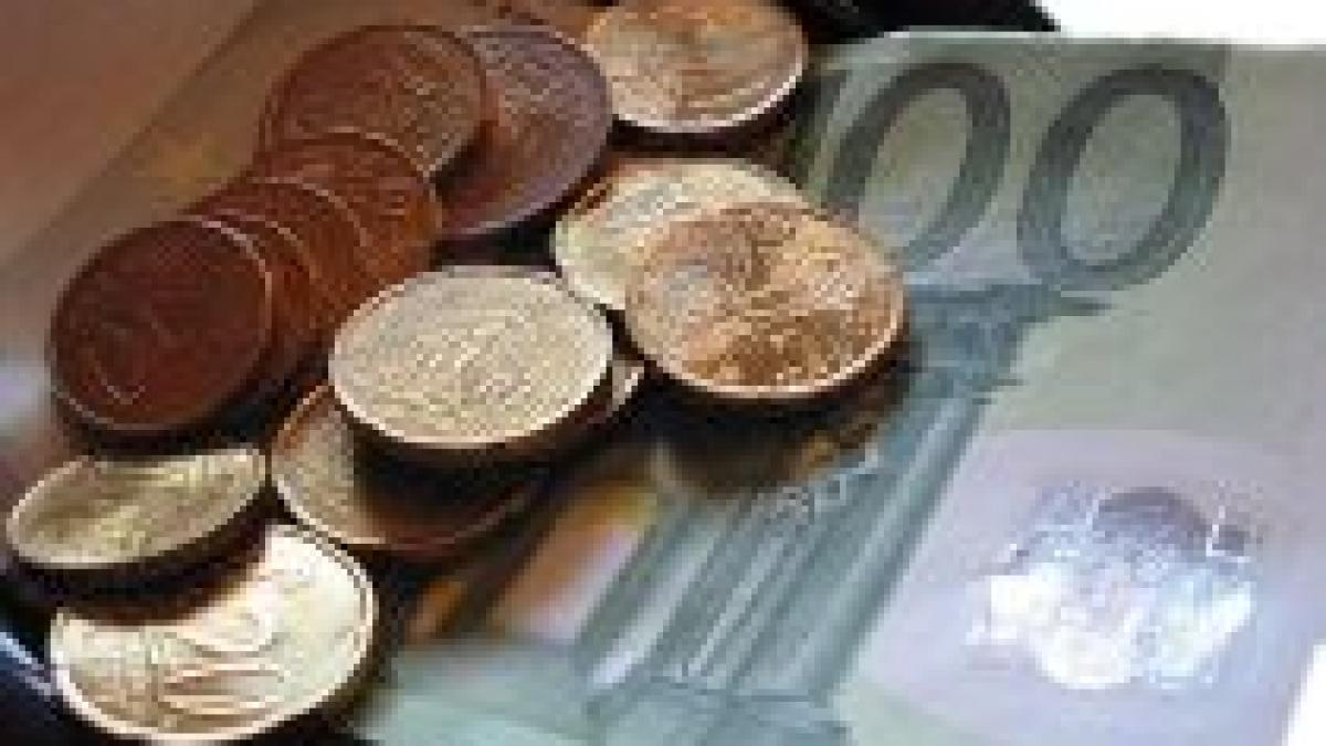 euro la cea mai redusa valoare din ultimele 7 saptamani