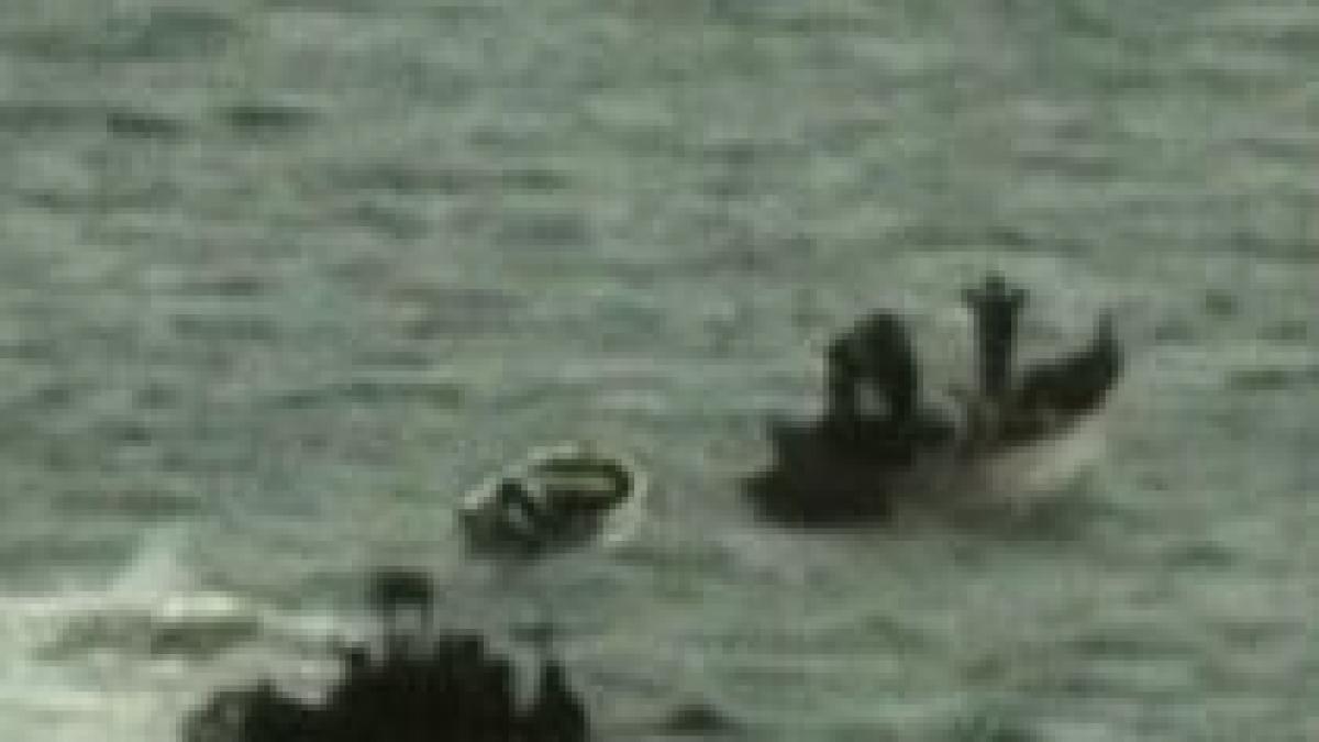 un vas cu sute de emigranti ilegali s a scufundat in marea mediterana