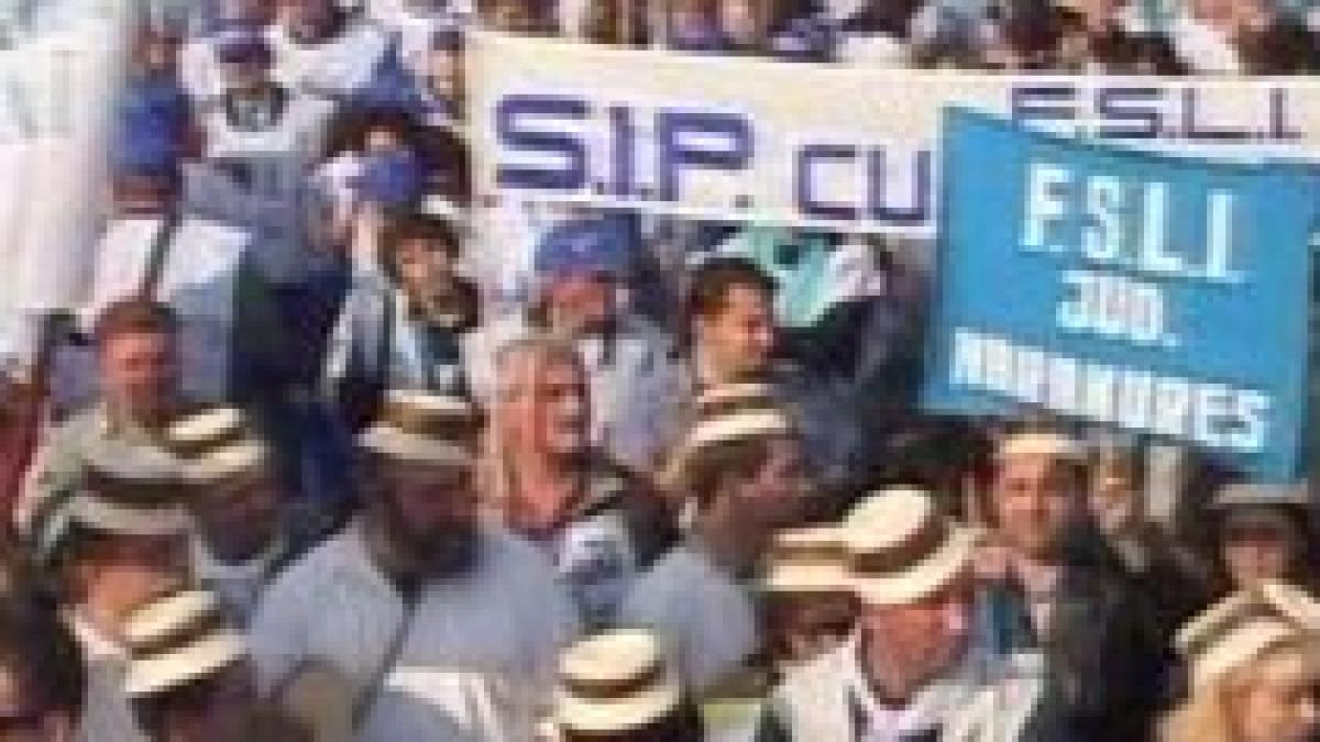 majorarile salariale din educatie amanate din nou cumulul pensiei cu salariul posibil doar pentru