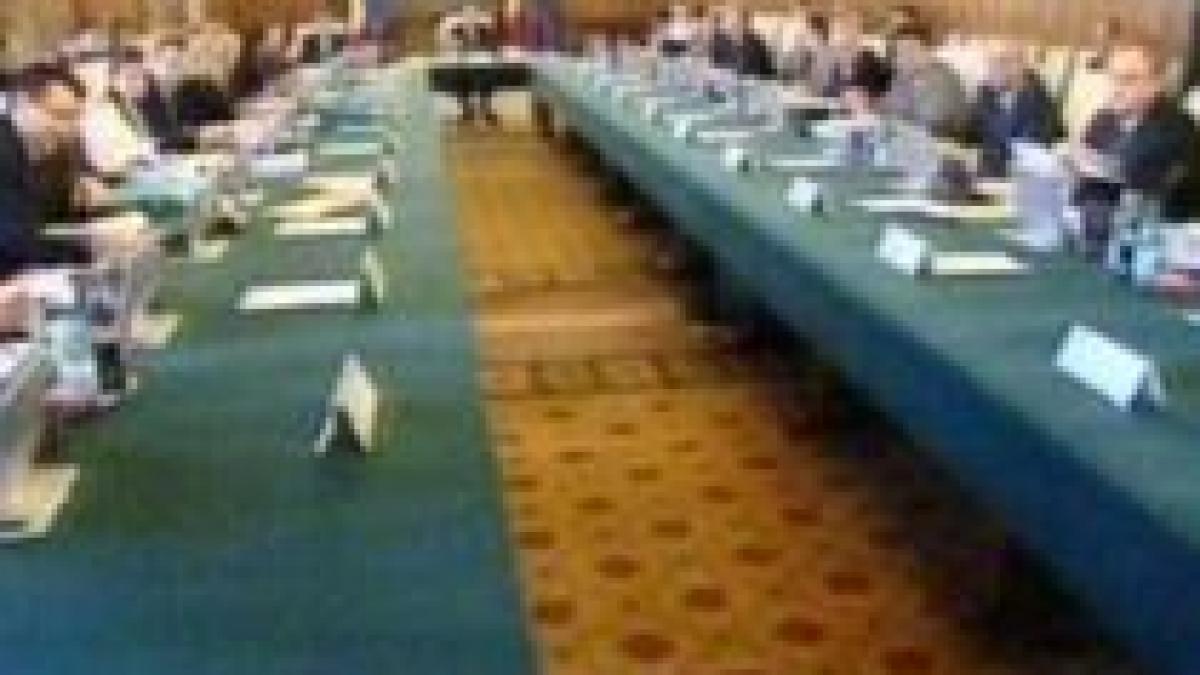 ministrii din guvernul boc au dureri de cap din cauza instalatiei de bruiaj