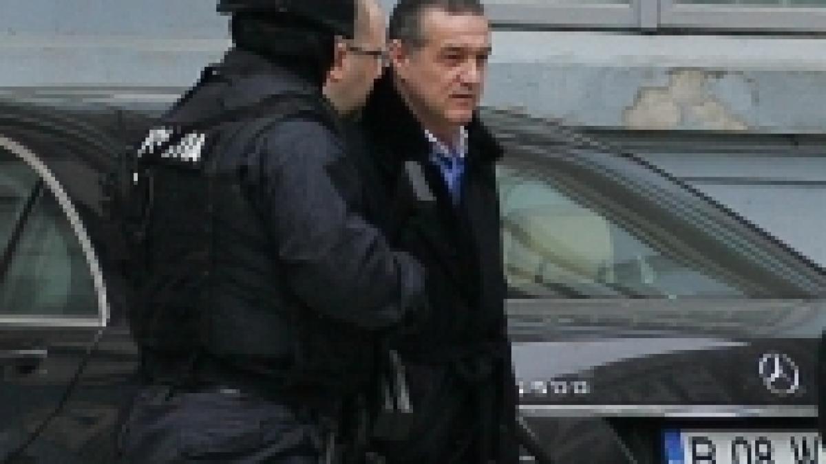 avocatul lui becali vrea sa atace ordonanta de retinere a clientului sau