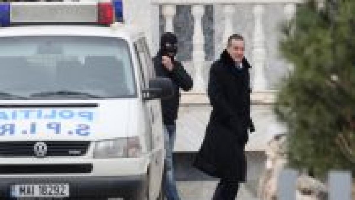 gigi becali retinut pentru 24 de ore in dosarul sechestrarilor