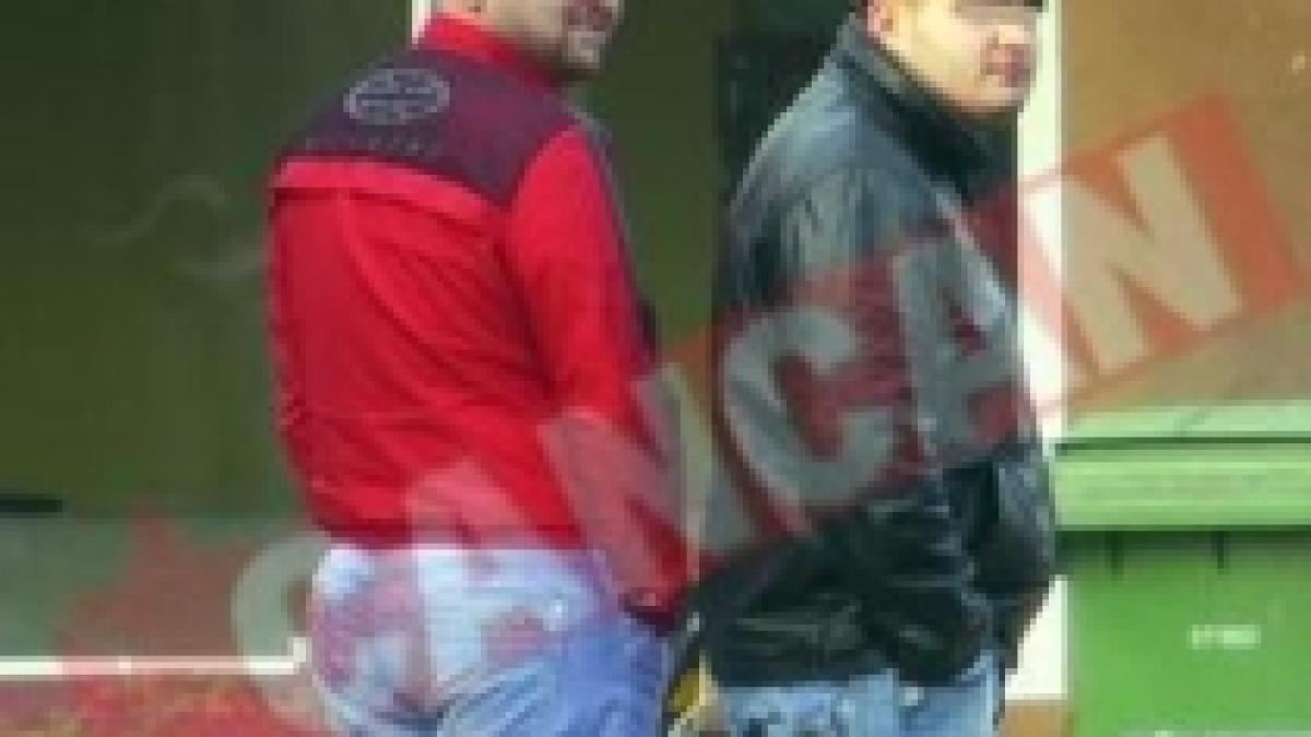 becali arestat hotii sunt liberi dupa ce i au furat masina au incercat sa il santajeze