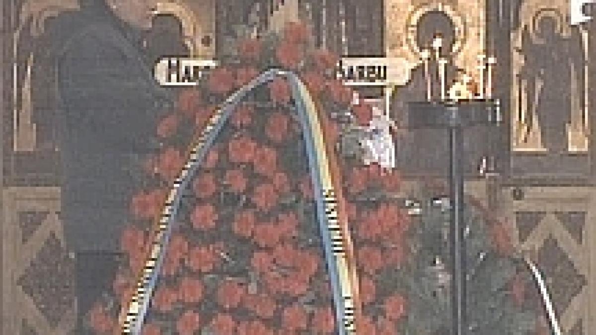 marga barbu condusa pe ultimul drum doar de cativa actori si rude apropiate