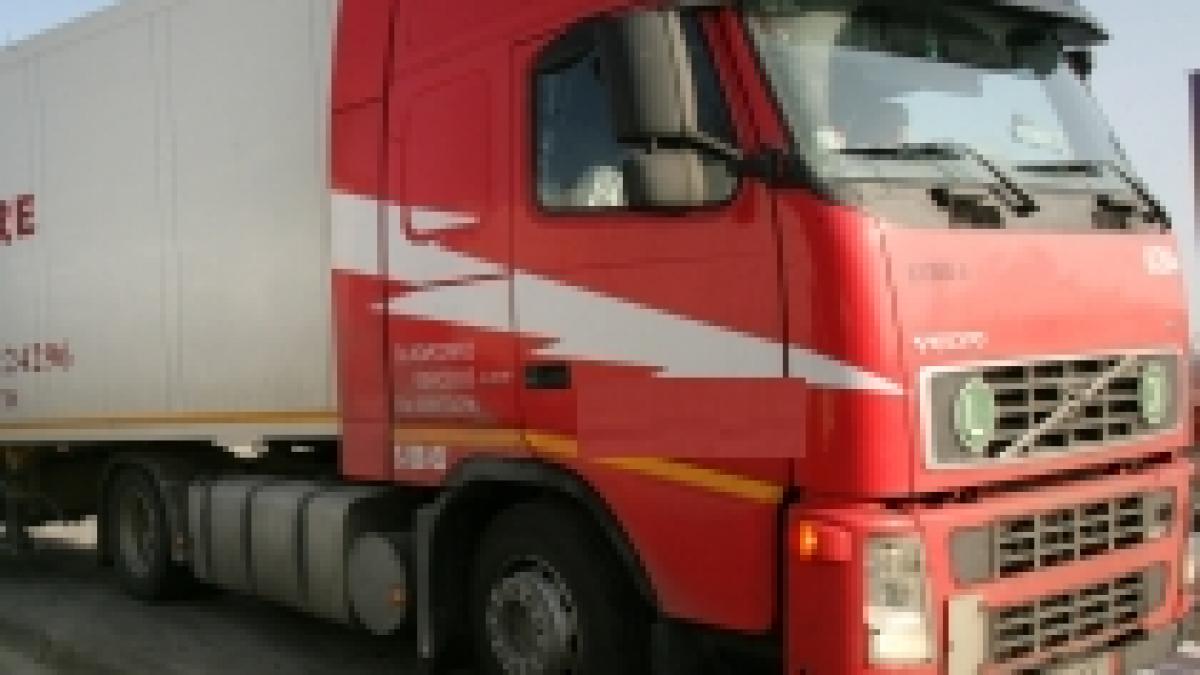 hotii s au reprofilat politistii romani au oprit un tir cu utilaje furate din occident