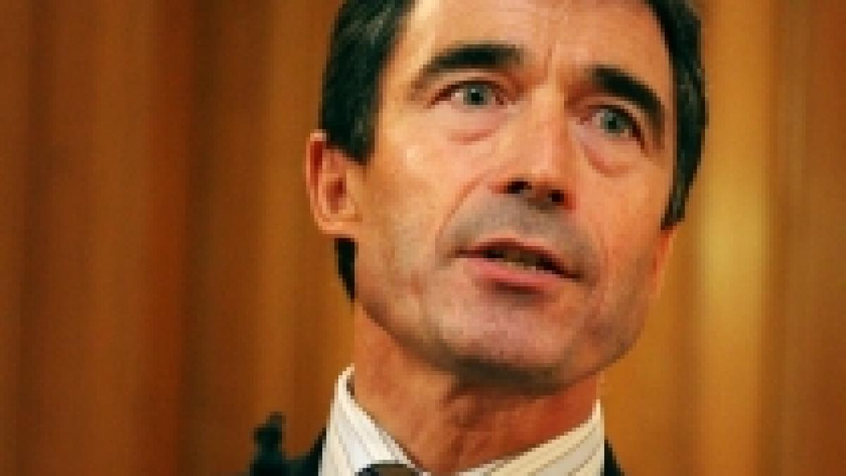 viitorul secretar general al nato si a dislocat umarul dupa ce a cazut pe scarile unui hotel din