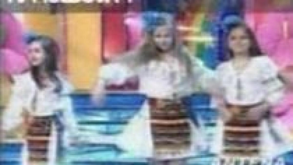 revolutie la chisinau televiziunea de stat difuzeaza programe de varietati video