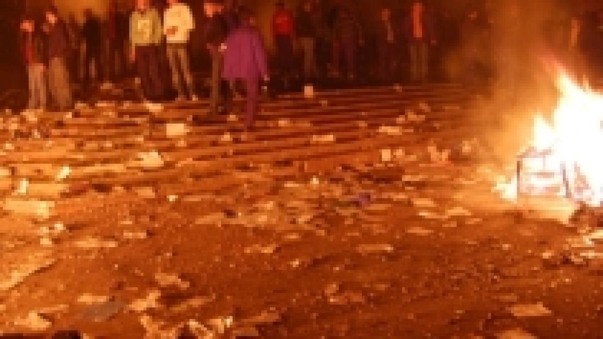 cnn protestele din republica moldova organizate pe twitter si facebook