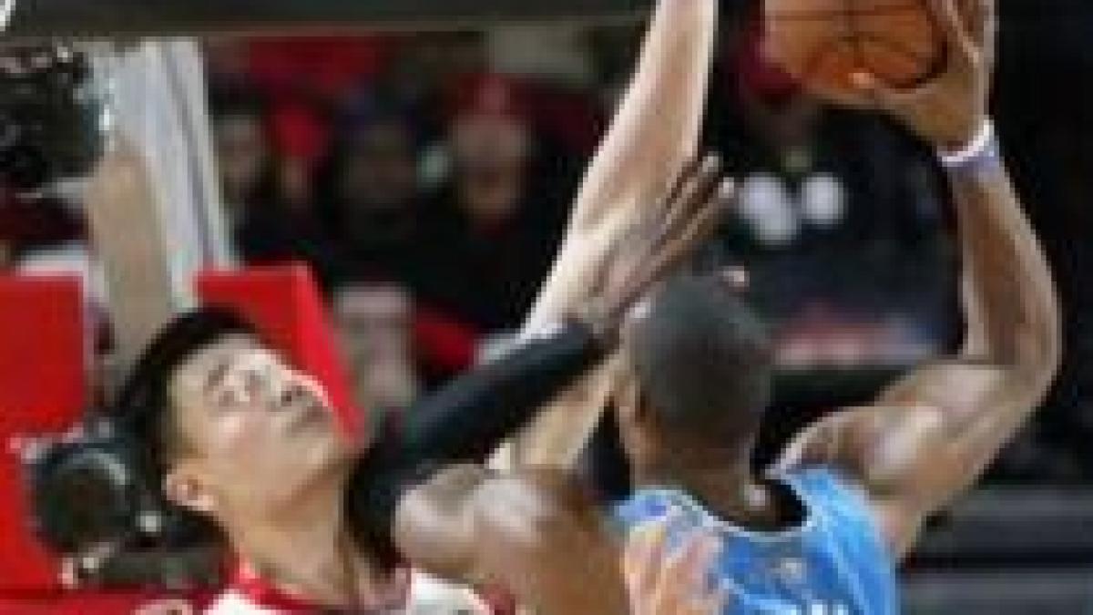 yao ghideaza houston spre o victorie magica video